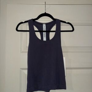 NWT Lululemon Tank